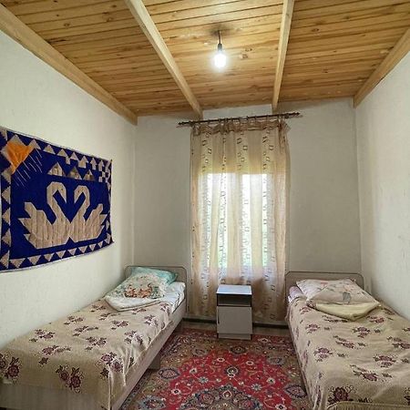 Guest House Guljan Bokonbayevo Luaran gambar