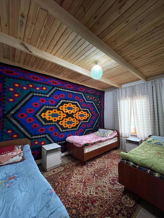 Guest House Guljan Bokonbayevo Luaran gambar