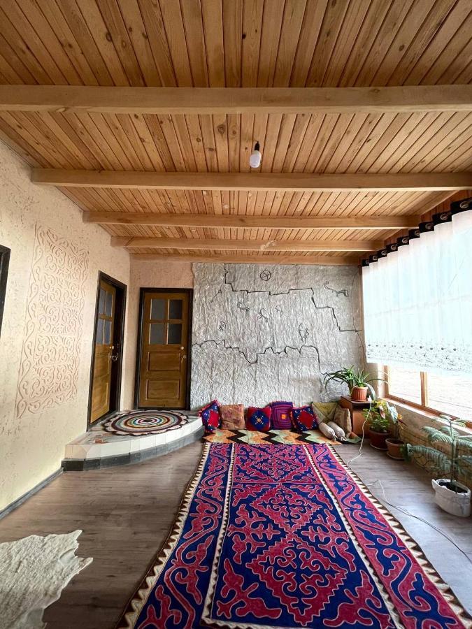 Guest House Guljan Bokonbayevo Luaran gambar