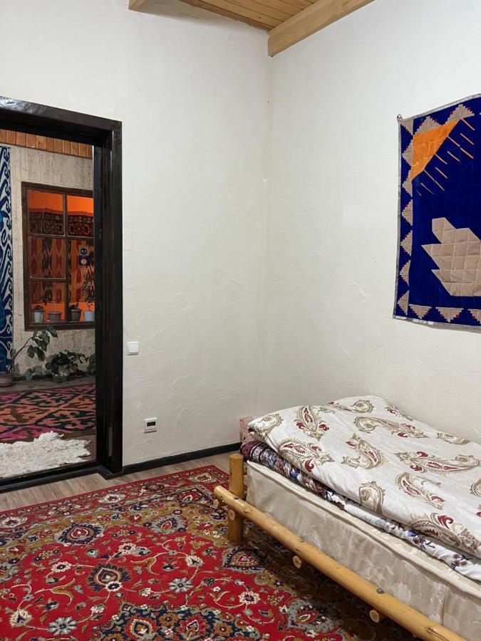 Guest House Guljan Bokonbayevo Luaran gambar