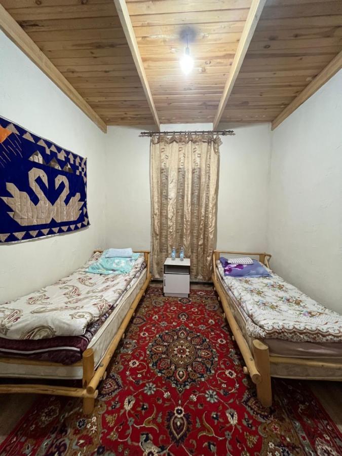 Guest House Guljan Bokonbayevo Luaran gambar