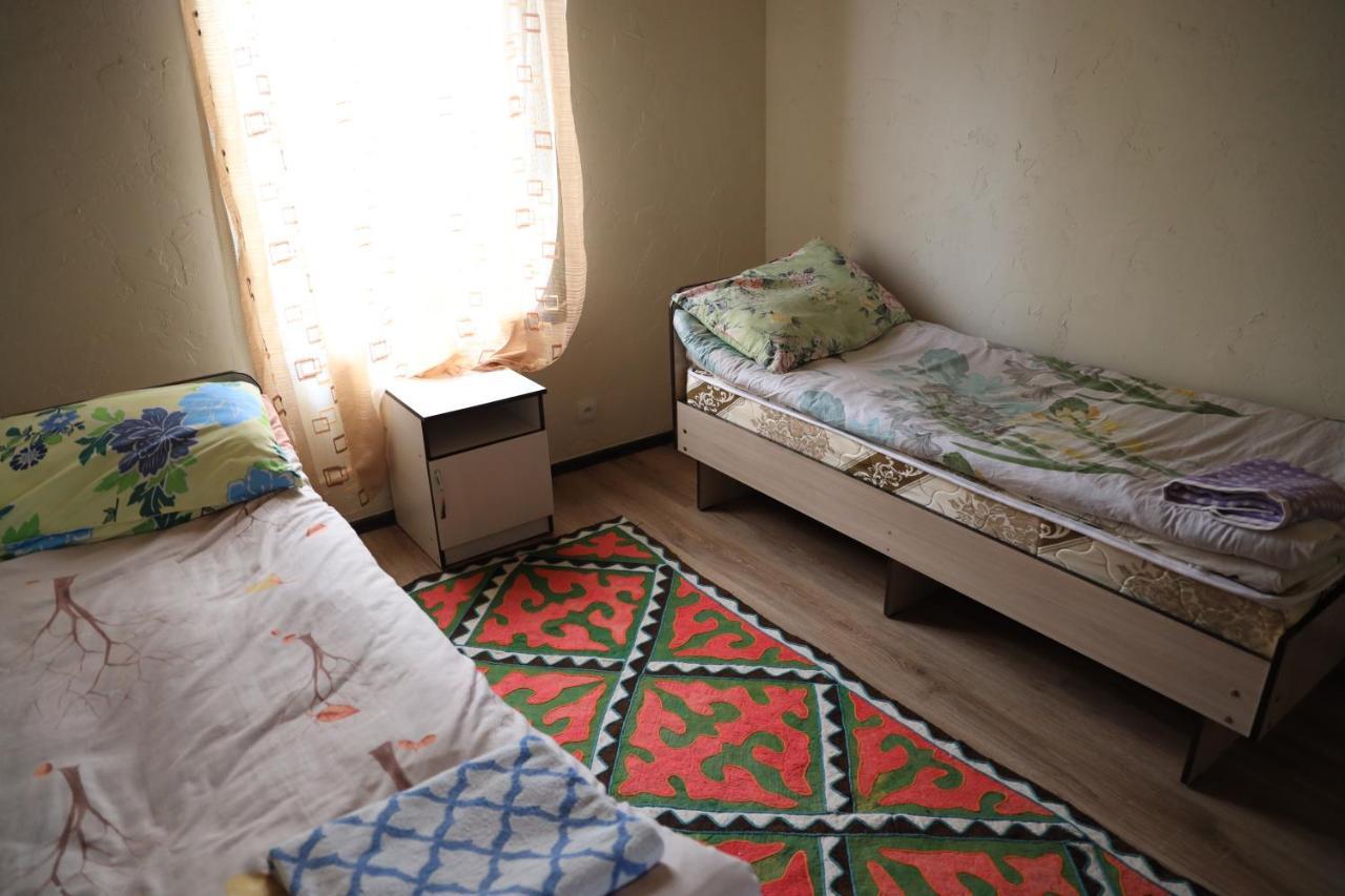 Guest House Guljan Bokonbayevo Luaran gambar